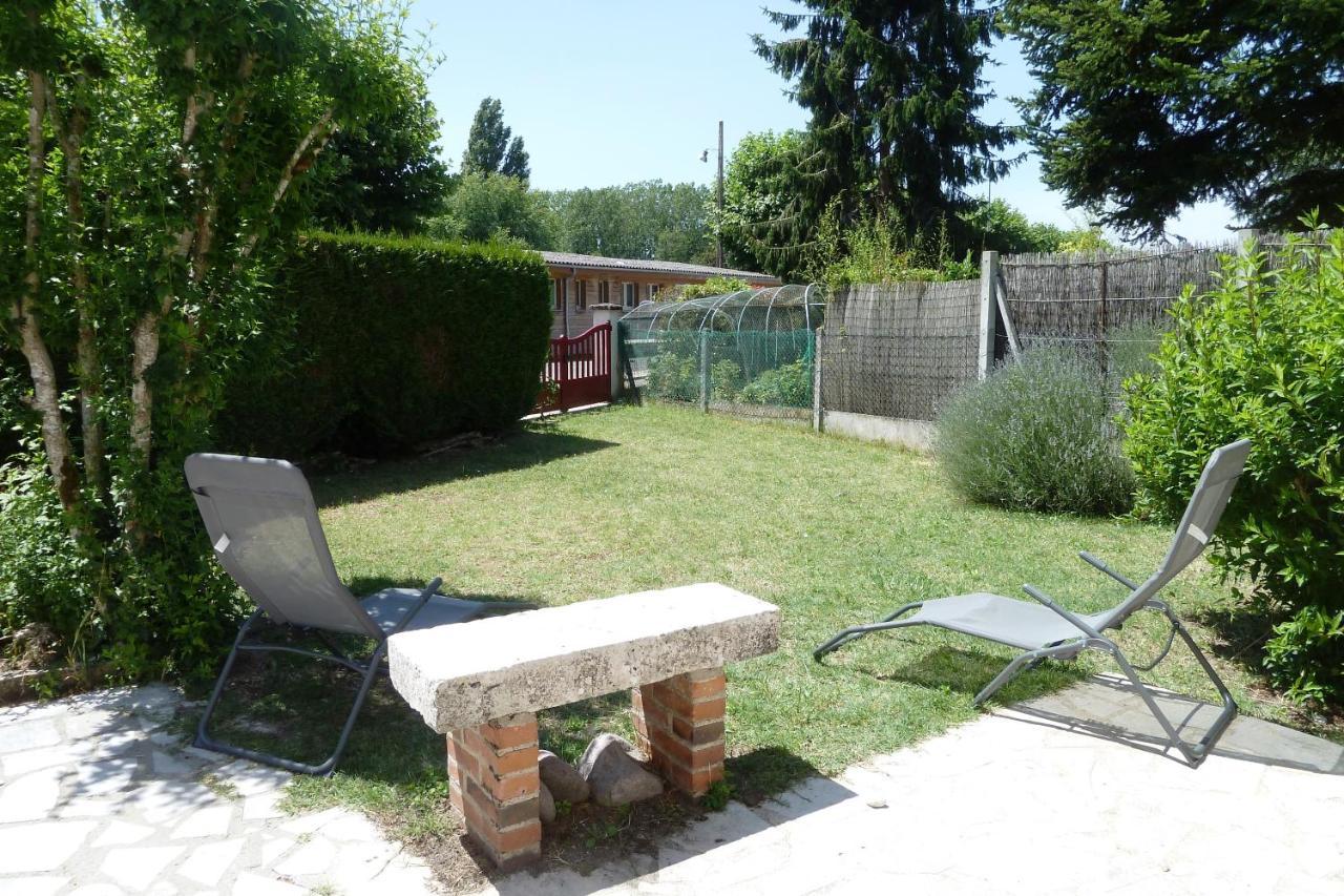 Le Gite Du Canal Noyers-sur-Cher Buitenkant foto